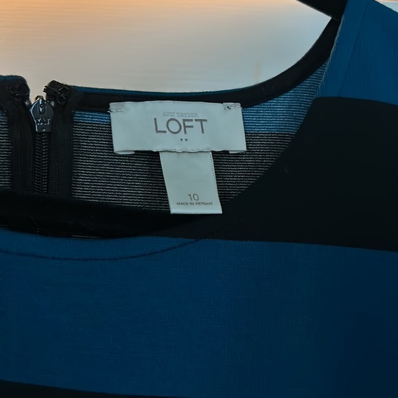 Loft Multi-stripe Sheath Dress Size 10 NWOT - Picture 3 of 6